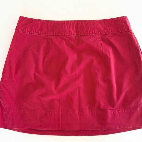 Vineyard Vines Vibrant Red Pleated Skirt w/Pockets - Picture 2 of 7